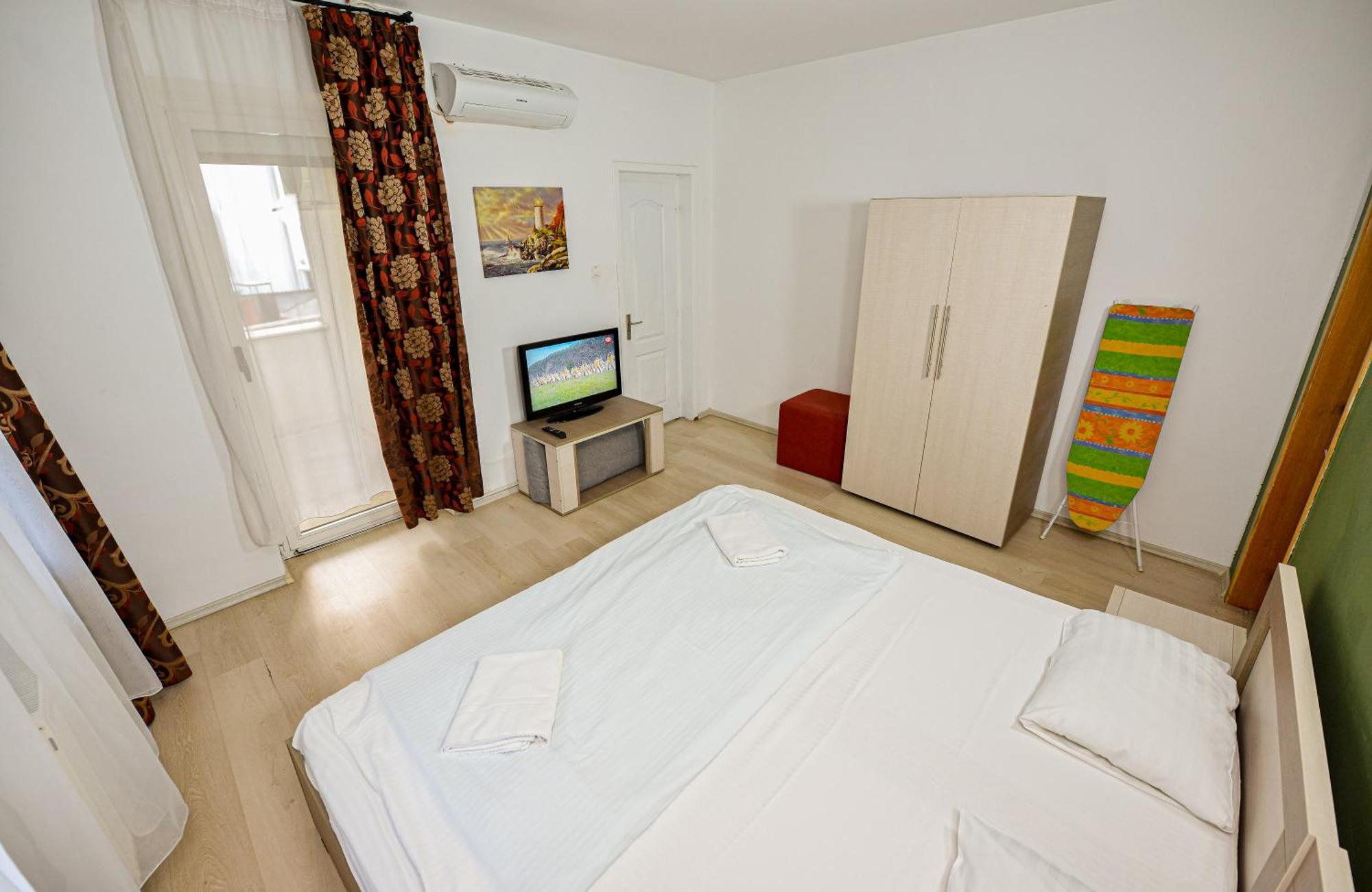 Ideal Accommodation Unirii Square Bukarest Exterior foto